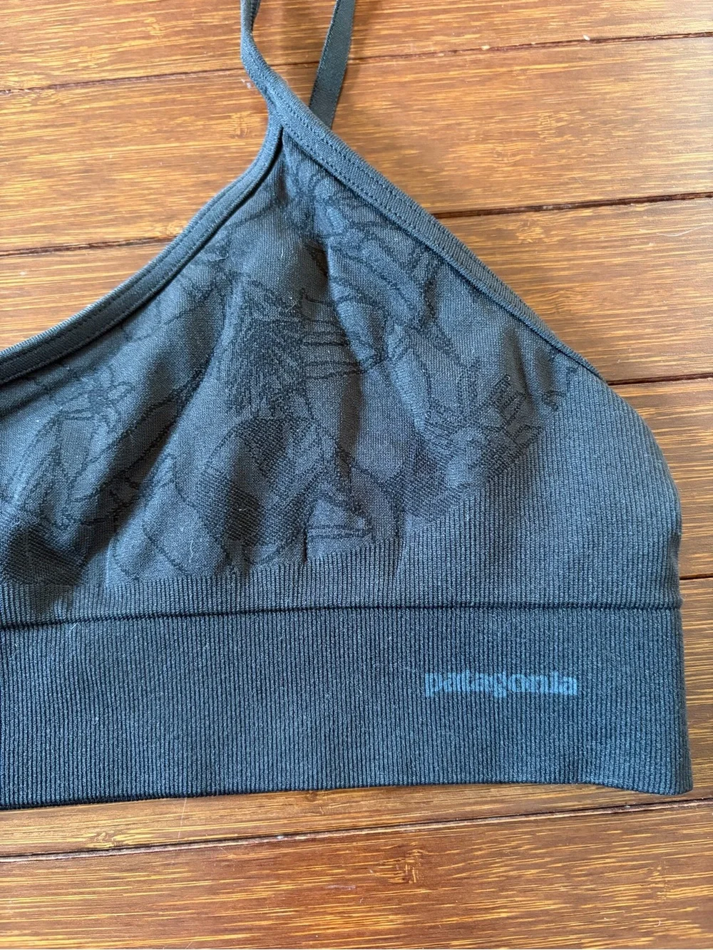 Patagonia Women's Barely Everyday Bra in Black size XL